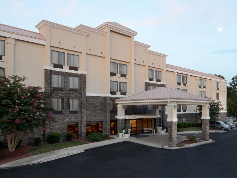 Holiday Inn Express RDU Airport